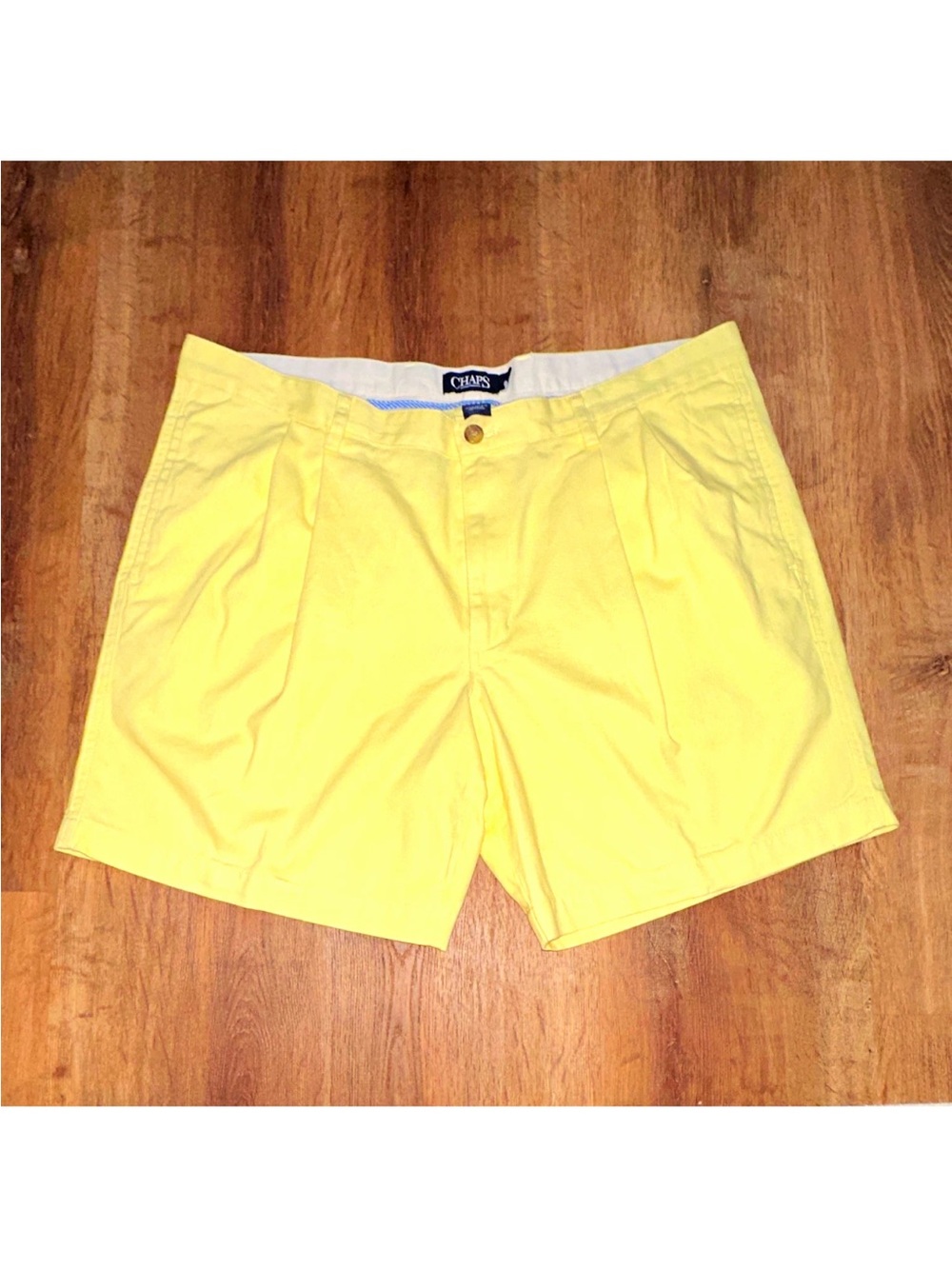Chaps Men's Bright Yellow Flat-Front Shorts